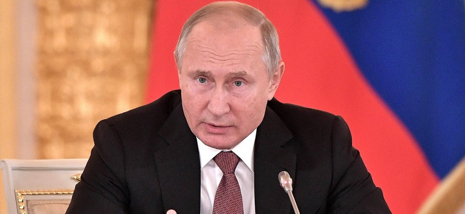 Путин поручил обеспечить «школьной выплатой» всех шестилетних детей